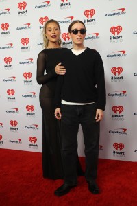 Gabby Windey, Robby Hoffman arrive at the 2023 iHeartRadio Music Festival at T-Mobile Arena, Las Vegas, NV, United States, September 22, 2023. (Photo by: JA/Everett Collection)