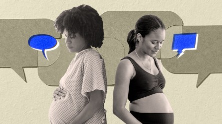 Pregnant Black women speaking to doctors