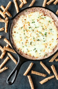 15 Easy, Elegant Appetizer Ideas for Your Oscars Viewing Party: Skillet Black Bean Queso Dip