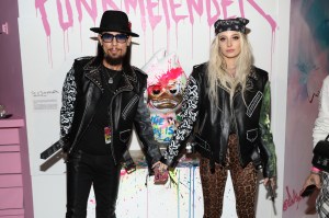 LOS ANGELES, CALIFORNIA - FEBRUARY 17: Dave Navarro (L) and Vanessa DuBasso attend The Moon Is Yours Featuring TUD Toy and PunkMeTender on February 17, 2023 in Los Angeles, California. (Photo by Jerritt Clark/Getty Images for TUD Toy)