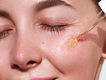 This Pregnancy-Safe Face Oil Has a Cult Following